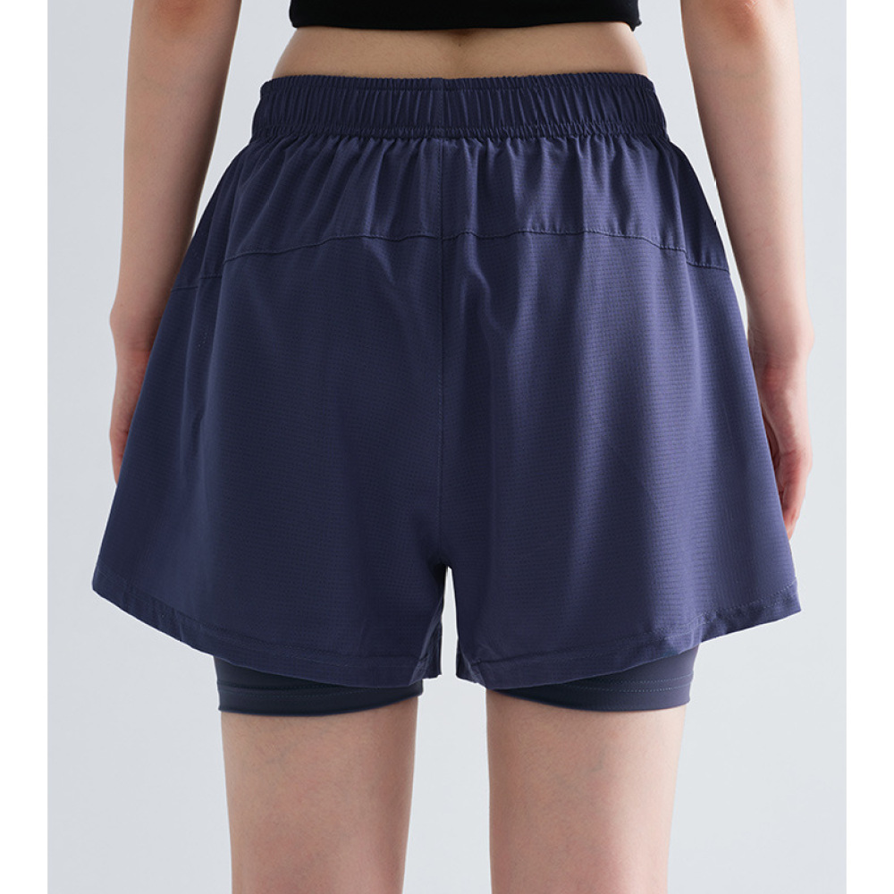 Women Running Yoga Shorts 2 In - огляд і ціна Running Gear Junior