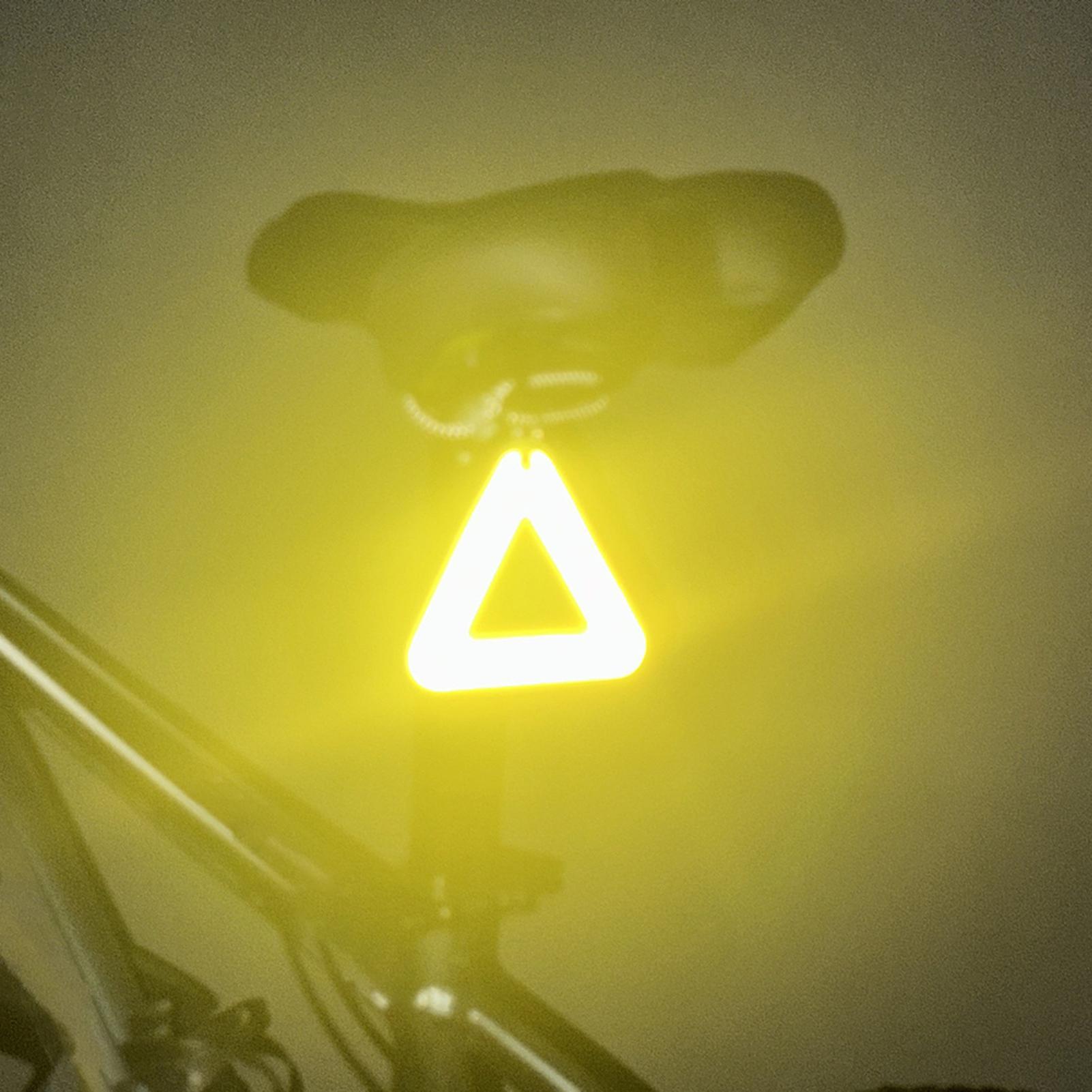 Triangle Reflective Pendants H - огляд і ціна Running Gear Night